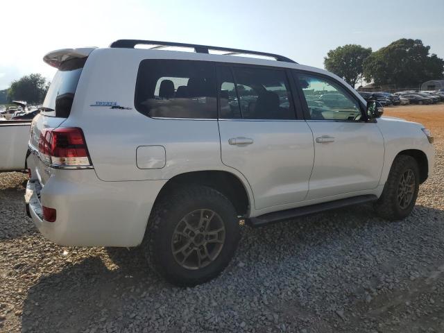 Toyota Land Cruiser with damage purchased in the Valley
